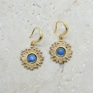 Boucles d'oreilles dorées avec un cyanite